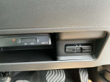 ナビ連動ビルトインETC2.0車載器付きです。納車の当日からご利用いただけます。◎掲載後すぐに販売が決まってしまう場合もございますのでご来店前にお電話でご予約を頂ければ幸いです。