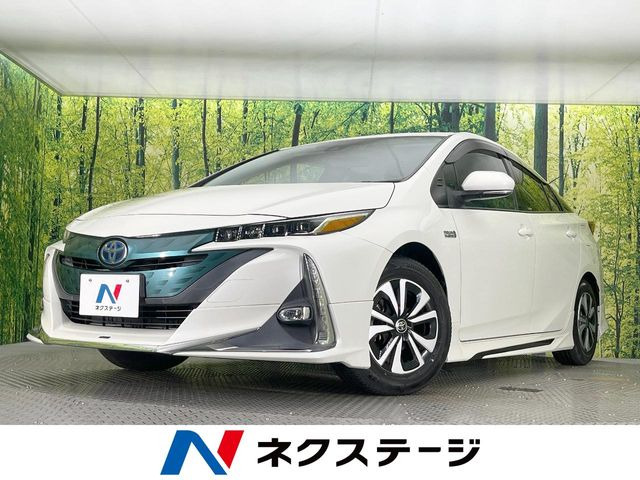 トヨタ プリウスPHV 
