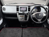 運転しやすいシンプルなコックピット。視界が広く、操作性にも優れています。快適な運転空間です。