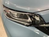 LEDヘッドライトは、点灯の瞬間から最大光量を発揮し、突然暗くなるトンネルなどでの安定感を高めます。