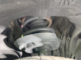 お車を安心してお乗りいただく為には、足回りの定期点検が欠かせません。サービスサポート(有償保証)では無料点検もご提供しており、安心のカーライフをお過ごしいただけるサポート体制が整っています。