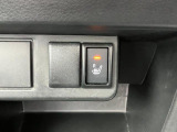 運転席にはシートヒーター、寒い日もぬくぬくドライブ☆