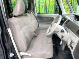 運転席シート廻りは使用感も少なく、良好な状態となっています。丁寧に使われていたことがよくわかりますね。