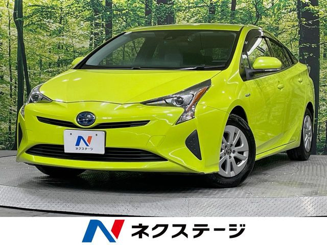 トヨタ プリウス 