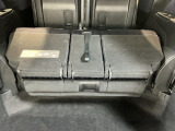 荷物に合わせて、自在にシートアレンジ。日常からレジャーまで、多彩な荷物を積載できます。