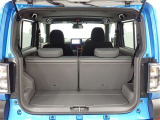 大きく開いて荷物の出し入れがラクラク