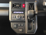 温度を設定すれば、自動で車内の温度管理をしてくれる優れものです♪ATミッションで運転楽々