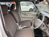 運転席も広々、ドライブも楽しめますね♪実際お座りいただくのが、分かりやすいと思います。お気軽にご来店ください!