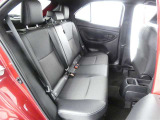 ゆとりある広々とした車内空間は、ドライブを始め買い物やレジャーなど、幅広く活躍します。一人でもみんなとでもお出かけを楽しみましょう!
