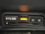 【ETC】高速道路の料金所をストレスなく通過!話題のスポットやサービスエリアに多い「スマートIC」利用時は必須のアイテムです。当店でセットアップを実施、ご納車当日からすぐにご利用いただけます!