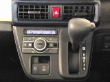 温度を設定すれば、自動で車内の温度管理をしてくれる優れものです♪ATミッションで運転楽々