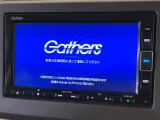 【純正ナビ】人気の純正ナビを装備。オーディオ機能も充実しており、Bluetooth接続すればお持ちのスマホやMP3プレイヤーの音楽を再生可能!毎日の運転がさらに楽しくなります!!