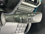 【オートライト(AUTO)】外の明るさをシステムが感知して、自動でヘッドライトが点灯します!ヘッドライトをつけ忘れを防ぐ便利機能です。