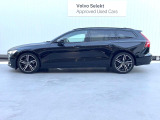 購入後は全国のVOLVO正規ディーラーにてアフターサービスをお受けいただけます。定期点検サービス、延長保証などの有料サービスも手厚くご用意しておりますので、ご不安事はお気軽にご相談下さい。