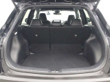 ラゲージ容量は、5人乗車時でもクラストップレベルの487Lを実現。また後席を倒すとさらに広いスペースを確保できます。