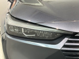 LEDヘッドライトは、点灯の瞬間から最大光量を発揮し、突然暗くなるトンネルなどでの安定感を高めます。