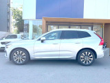 購入後は全国のVOLVO正規ディーラーにてアフターサービスをお受けいただけます。定期点検サービス、延長保証などの有料サービスも手厚くご用意しておりますので、ご不安事はお気軽にご相談下さい。