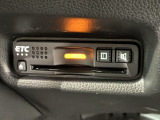 いまや快適なカーライフに欠かせないETCが付いています。