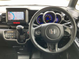 運転のしやすい配置でドライバーの負担を軽減します!