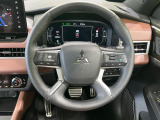 【純正革巻きステアリング】上質な革を使用することで、手にしっかり馴染みとても運転しやすいハンドルです♪