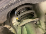 お車を安心してお乗りいただく為には、足回りの定期点検が欠かせません。サービスサポート(有償保証)では無料点検もご提供しており、安心のカーライフをお過ごしいただけるサポート体制が整っています。