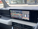 ♪ アラウンドビューモニター付いてます!車庫入れもピッタリと最後までつけられますし、障害物・子供なども確認できます ♪
