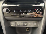 快適な車内環境が維持できる「オートエアコン」搭載です☆