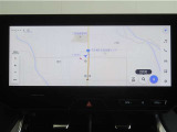 日々の移動をスマートにするナビゲーション。複雑な市街地でも迷いにくく、通勤・買い物にも便利です。毎日使うからこそ、嬉しい装備です。