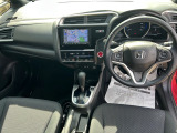 【HondaSENSING】衝突を予測してブレーキをかけたり、前のクルマとちょうどいい距離でついていったりできる多彩な安心・快適機能を搭載した先進の安全運転支援システムです。