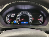 見やすいメーターレイアウトで運転をサポート!
