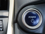 スマートキー装備車なので、キーを取り出さなくてもエンジン始動が可能です。
