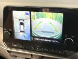 【アラウンドビューモニター】専用のカメラにより、上から見下ろしたような視点で360度クルマの周囲を確認することができます☆死角部分も確認しやすく、狭い場所での切り返しや駐車もスムーズに行えます。
