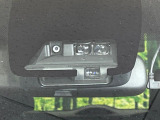【トヨタセーフティセンス】走行中に前方の車両等を認識し、衝突しそうな時は警報とブレーキで衝突回避と被害軽減をアシスト。より安全にドライブをお楽しみいただけます。