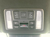 【パワーバックドア】スマートキーや運転席のボタンを押すだけでリアゲートが自動で開閉します!荷物を持っている時や、高い位置にあるバックドアを閉める際に便利な機能です♪