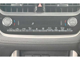 お好きな温度に設定すれば自動的に温度を調節、車内を快適空間に仕上げてくれます。