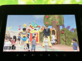 停車中に楽しめるTV機能。長距離移動や休憩時間のお供に最適です。家族や友人と一緒に、楽しい時間を過ごせる便利な装備です。