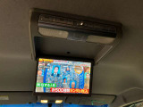 【フリップダウンモニター】付き☆後部座席に座りながら大画面でTVやDVDをお楽しみいただけます♪