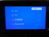 【Bluetooth機能付き】・・・ハンズフリー機能とスマートフォンにインストール済の音楽を聴くことができます。
