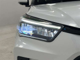 LEDヘッドライトとADB(アダプティブドライビングビーム)付で、夜間走行時の安心感が違います!左側のヘッドライトレンズ表面に剥がれがありますので、御来店時にご確認ください。