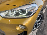 ●LEDヘッドライト:高寿命LEDヘッドライトで、安全運転を支える良好な視界を!