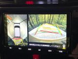 【パノラミックビューモニター】専用のカメラにより、上から見下ろしたような視点で360度クルマの周囲を確認することができます☆死角部分も確認しやすく、狭い場所での切り返しや駐車もスムーズに行えます。