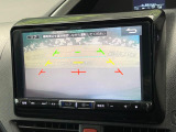 【バックカメラ】駐車時に後方がリアルタイム映像で確認できます。大型商業施設や立体駐車場での駐車時や、夜間のバック時に大活躍!運転スキルに関わらず、今や必須となった装備のひとつです!