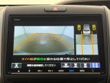 ★バックモニター搭載★ バック時目視しにくいクルマの周囲をカメラで映し出し、安全・安心駐車をサポート♪バックの苦手な方も後ろがハッキリ見えるので安心です☆