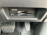 ETC車載器です!高速道路の料金所で慌てて財布を探すことも無くなります!