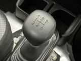 【マニュアルミッション】しっくり手になじむシフトレバー。&rdquo;運転&rdquo;をより楽しみたい方は必見です!