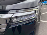 【LEDヘッドライト】LEDヘッドライトは消費電力が少ないので寿命が長いですよ!明るさも十分で、夜間走行の負担を和らげてくれます、オート点灯システムも付いております