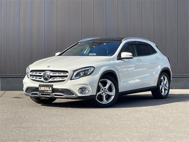 GLAクラス GLA220 4マチック 4WD 4WD サンルーフ