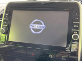 【メーカー純正9型ナビ】インテリアに溶け込むスタイリッシュな「専用設計」メーカーナビを装備♪視認性や操作性など基本性能にも優れ、より上質なカーライフをお楽しみいただけます。