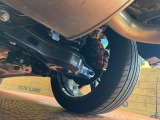 お車を安心してお乗りいただく為には、足回りの定期点検が欠かせません。サービスサポート(有償保証)では無料点検もご提供しており、安心のカーライフをお過ごしいただけるサポート体制が整っています。