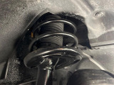 お車を安心してお乗りいただく為には、足回りの定期点検が欠かせません。サービスサポート(有償保証)では無料点検もご提供しており、安心のカーライフをお過ごしいただけるサポート体制が整っています。